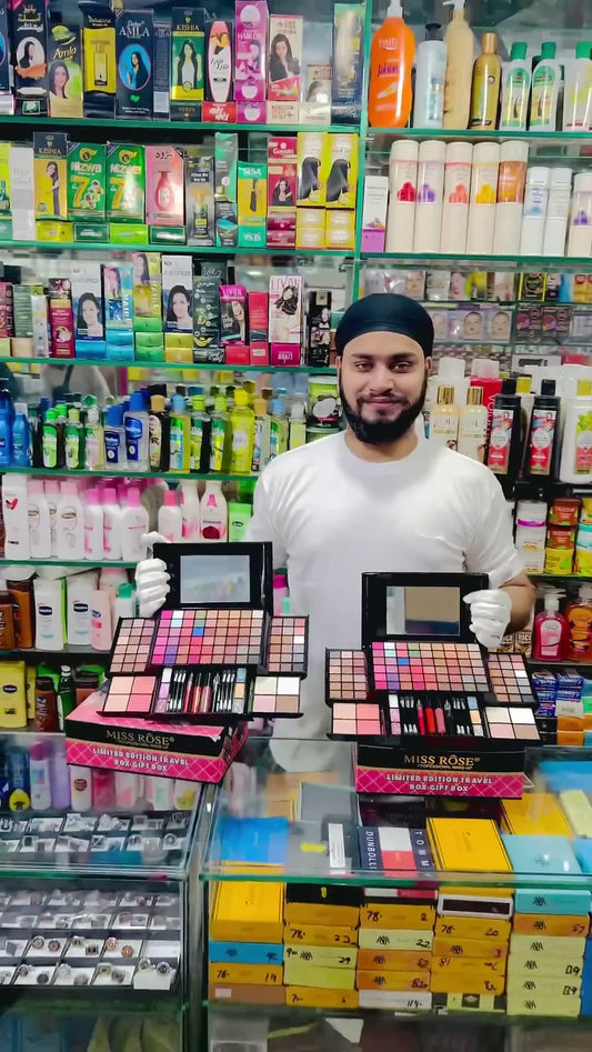 Stylish Makeup Kit with Mirror and Beauty Portable Set online (6AG2) 39