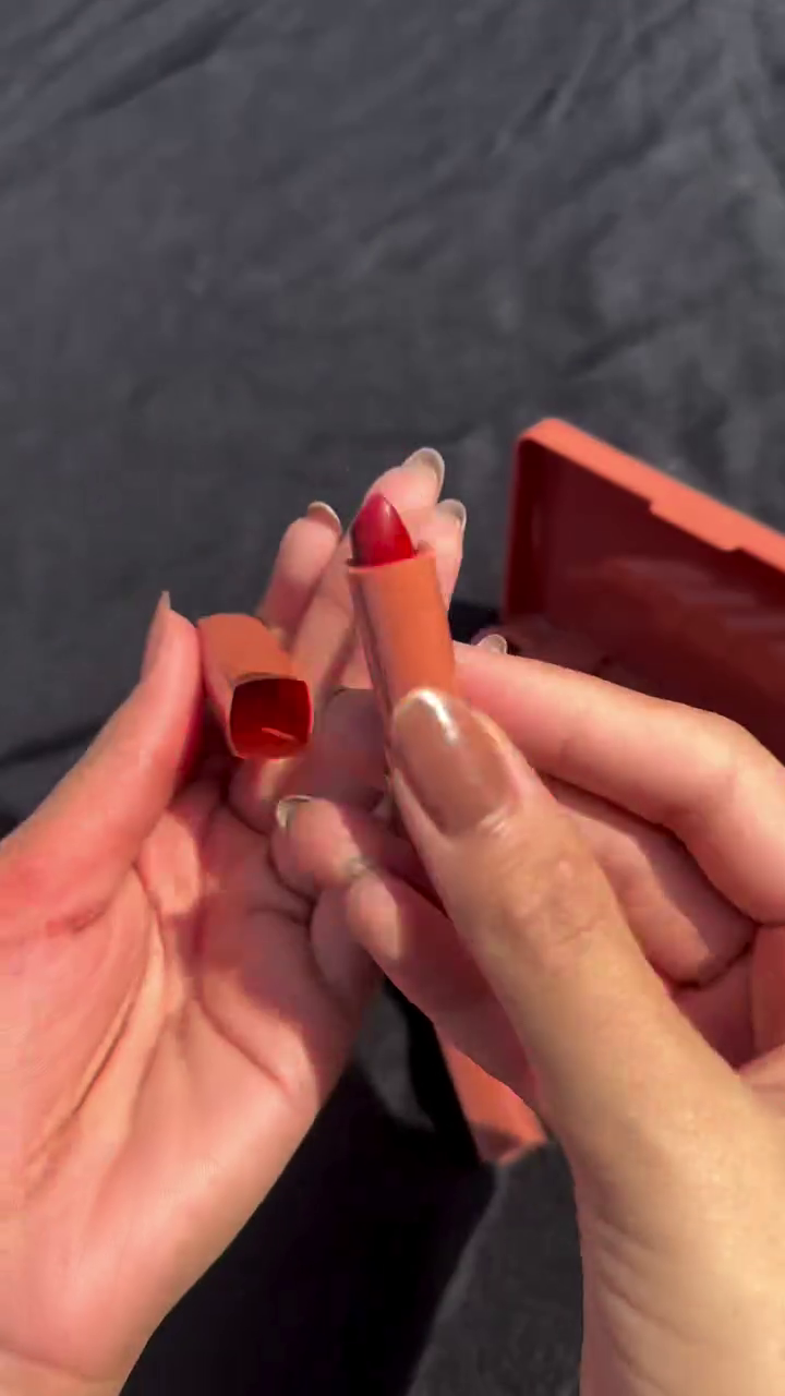 Exclusive Sale Six Shades Mini Velvet Matte Lipstick Set Long Lasting Beauty AK8(17M)